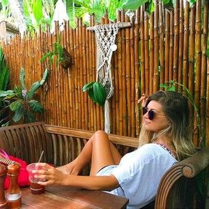 Meet your Posher, Mackenzie